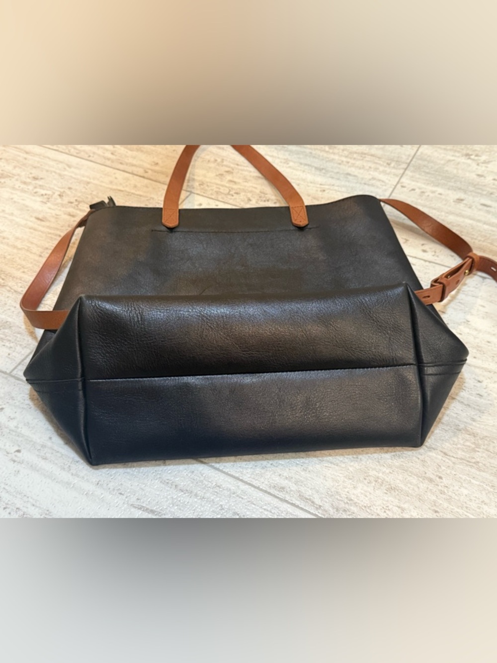 Madewell Black Leather Tote Bag Brown Strap Zip Top Minimalist Everyday Carryall - Picture 10 of 12